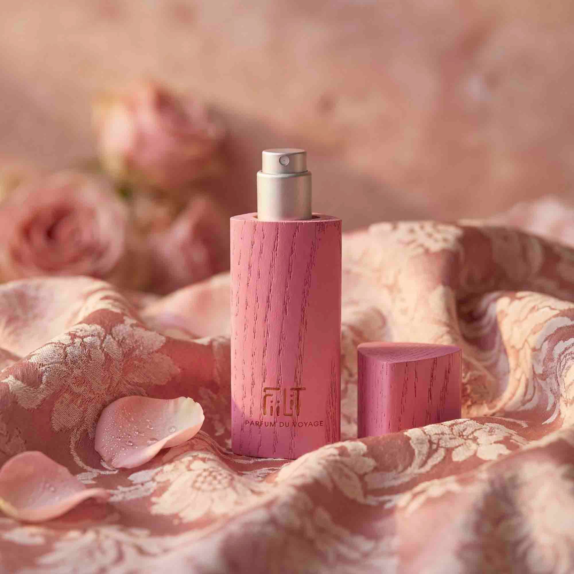 ROSE DÉSIR - DAMAS Eau de Parfum - FiiLiT Parfum du voyage11mL avec écrinROSE DÉSIR - DAMAS Eau de Parfum